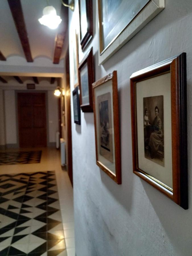 Ca Les Senyoretes Otos Exterior foto